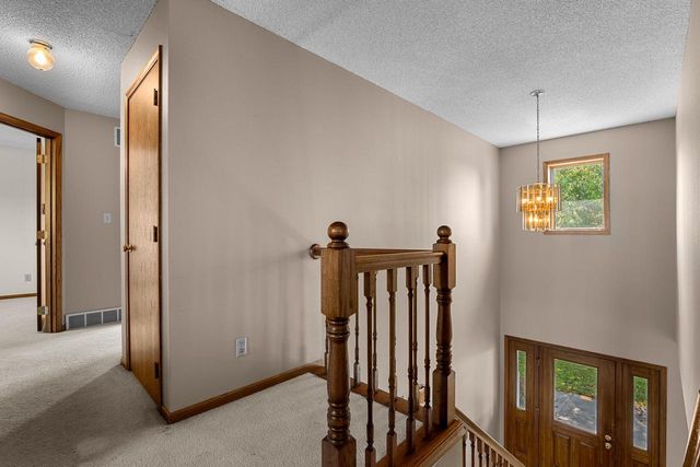 212 APPLE BLOSSOM LANE, Manitowoc, WI 54220