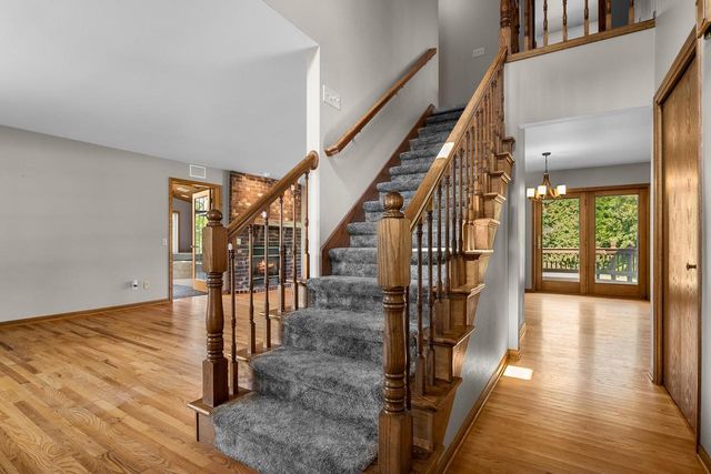 212 APPLE BLOSSOM LANE, Manitowoc, WI 54220