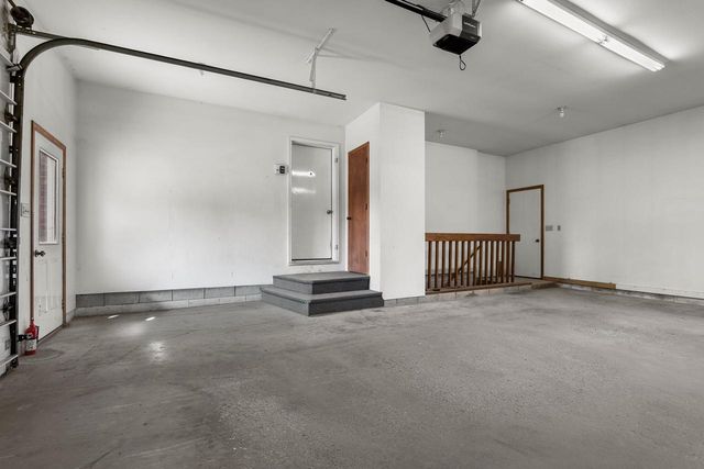 212 APPLE BLOSSOM LANE, Manitowoc, WI 54220