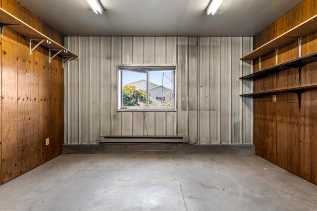 212 APPLE BLOSSOM LANE, Manitowoc, WI 54220