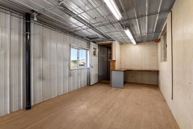 212 APPLE BLOSSOM LANE, Manitowoc, WI 54220