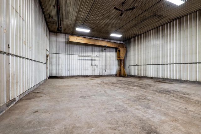 212 APPLE BLOSSOM LANE, Manitowoc, WI 54220