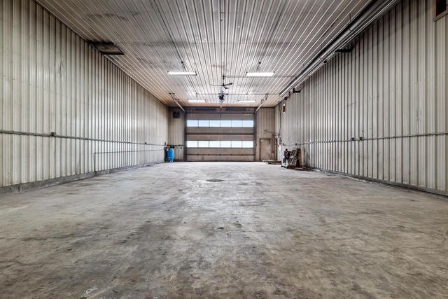 212 APPLE BLOSSOM LANE, Manitowoc, WI 54220