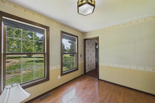 9347 Braun Avenue SE, Delano, MN 55328