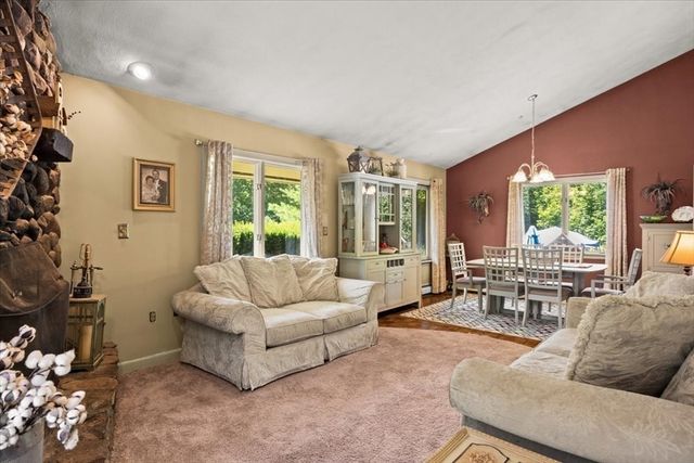 11 Longview Rd, Brockton, MA 02301