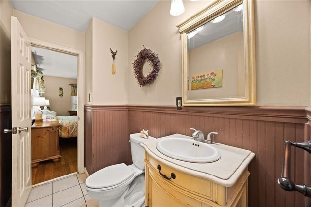 11 Longview Rd, Brockton, MA 02301