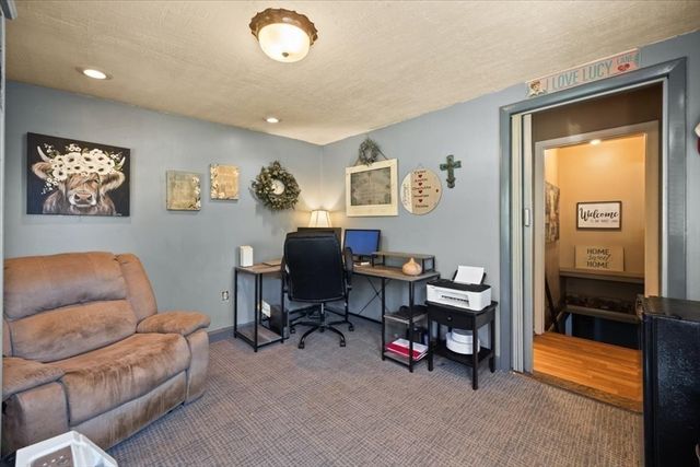 11 Longview Rd, Brockton, MA 02301