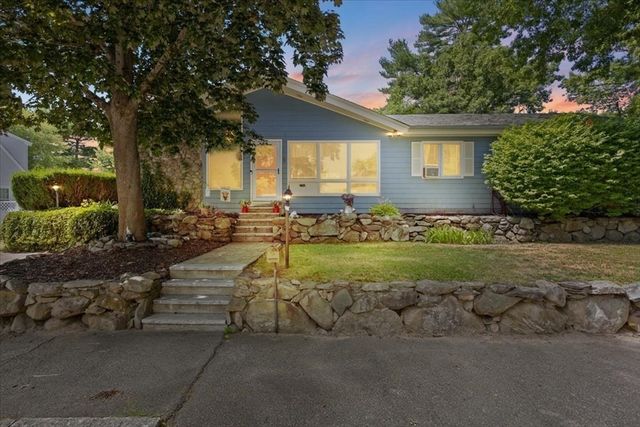 11 Longview Rd, Brockton, MA 02301