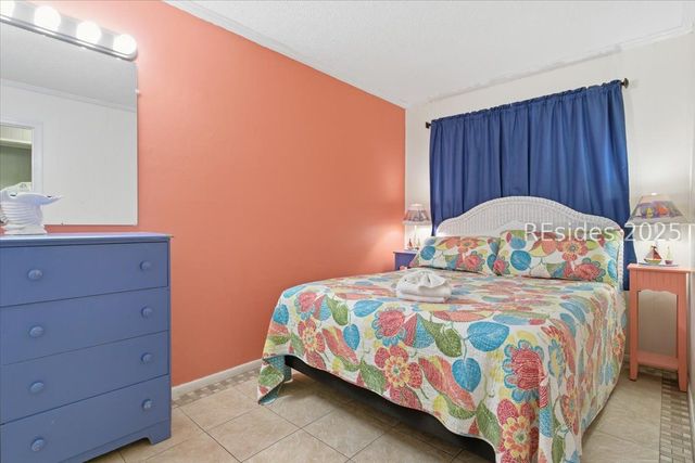 40 Folly Field Rd Apt C236, Hilton Head Island, SC 29928