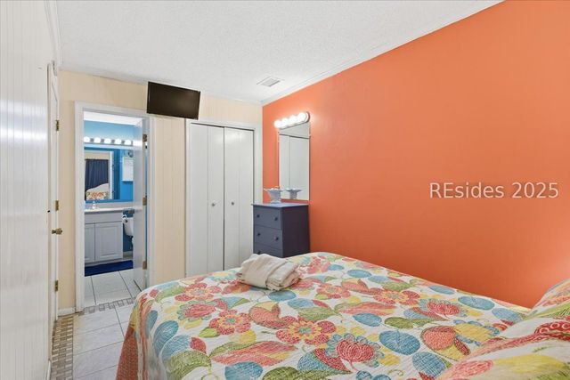 40 Folly Field Rd Apt C236, Hilton Head Island, SC 29928