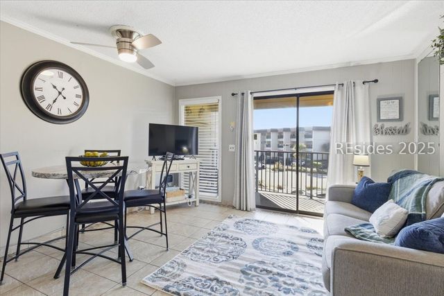 40 Folly Field Rd Apt C236, Hilton Head Island, SC 29928