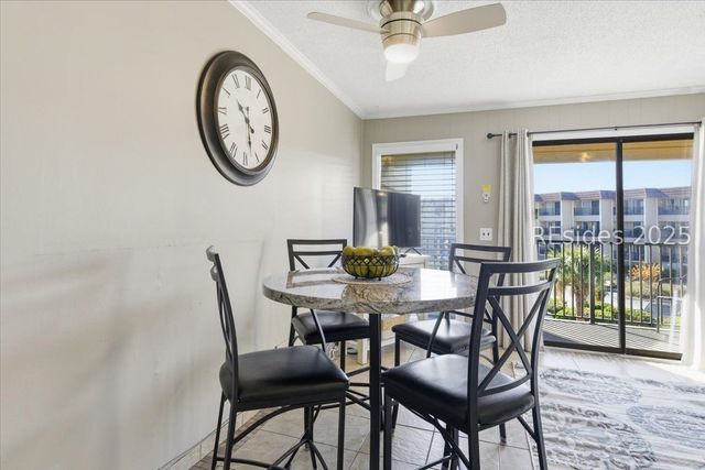 40 Folly Field Rd Apt C236, Hilton Head Island, SC 29928