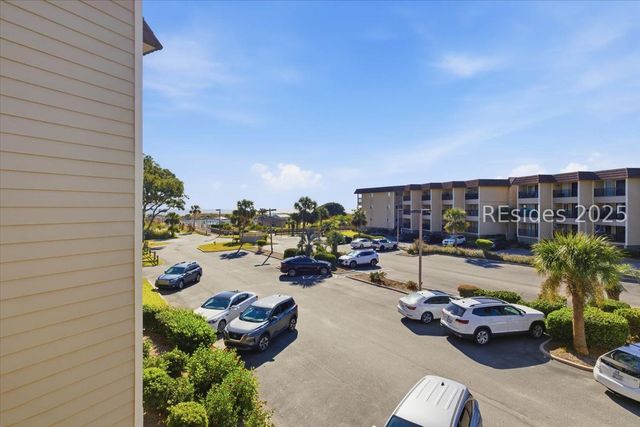 40 Folly Field Rd Apt C236, Hilton Head Island, SC 29928