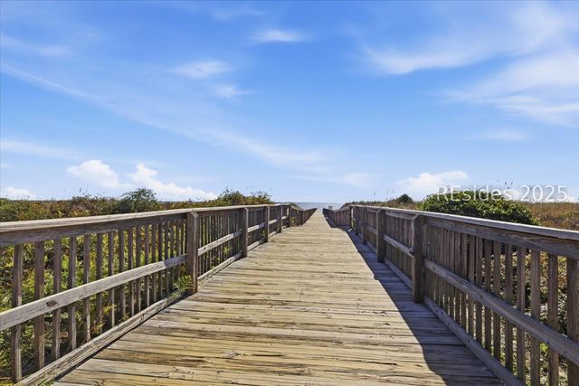 40 Folly Field Rd Apt C236, Hilton Head Island, SC 29928