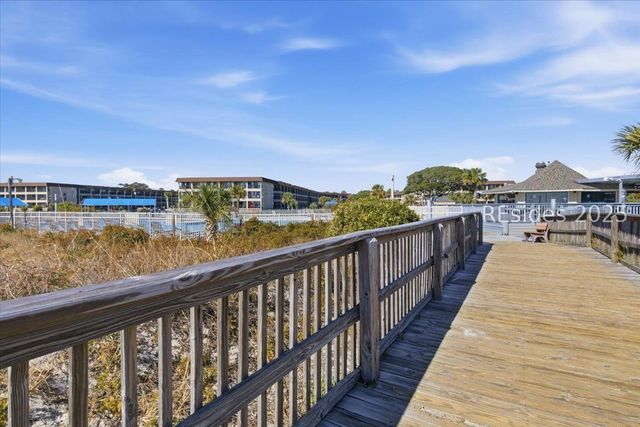 40 Folly Field Rd Apt C236, Hilton Head Island, SC 29928
