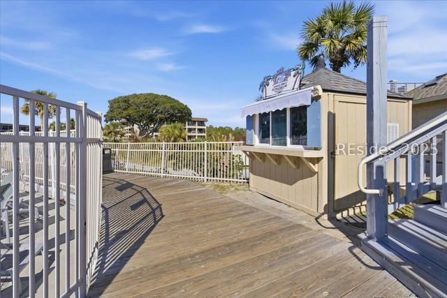 40 Folly Field Rd Apt C236, Hilton Head Island, SC 29928