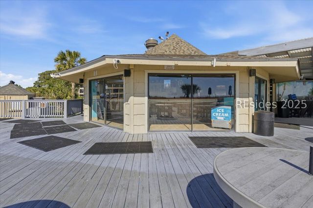 40 Folly Field Rd Apt C236, Hilton Head Island, SC 29928