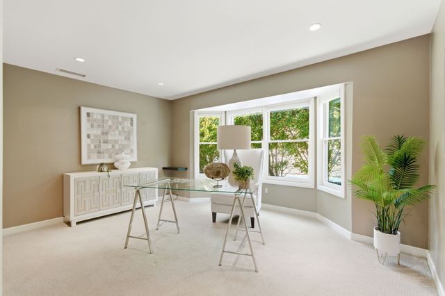 237 Woodcrest Drive, Richardson, TX 75080