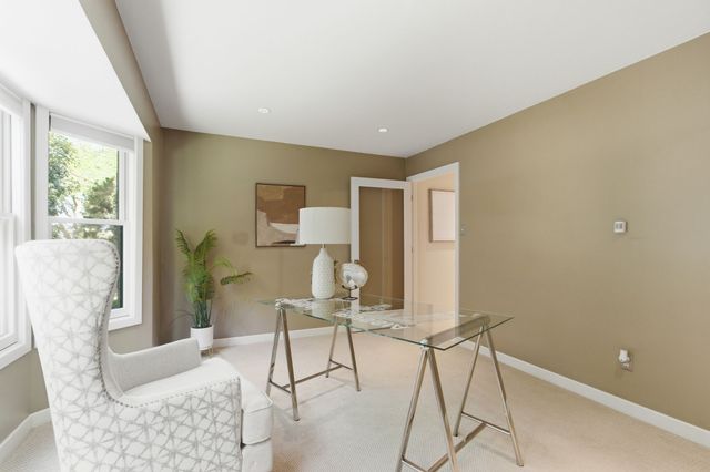 237 Woodcrest Drive, Richardson, TX 75080