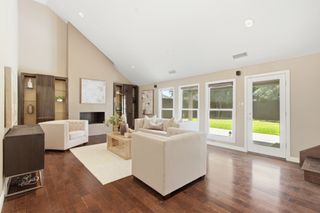 237 Woodcrest Drive, Richardson, TX 75080