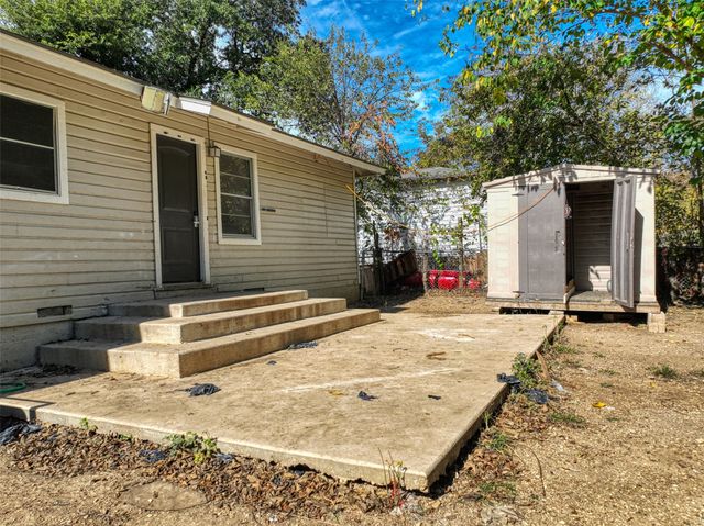4520 Utah Avenue, Dallas, TX 75216