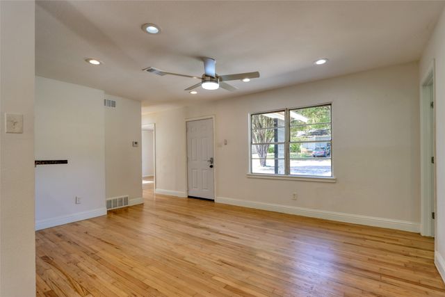 4520 Utah Avenue, Dallas, TX 75216