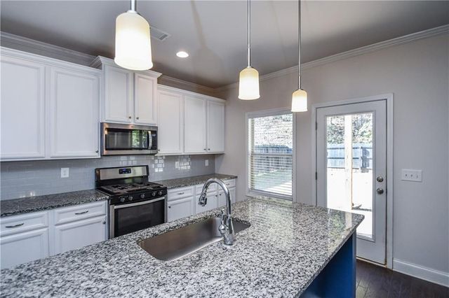 312 FLOWING Trail, Dawsonville, GA 30534