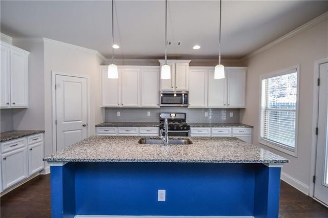 312 FLOWING Trail, Dawsonville, GA 30534