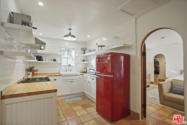 7332 Birdview Avenue, Malibu, CA 90265