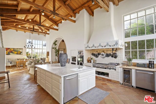 7332 Birdview Avenue, Malibu, CA 90265