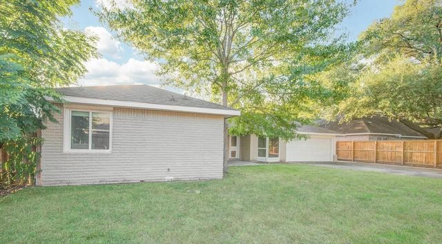 11007 Hillcroft Avenue, Houston, TX 77096