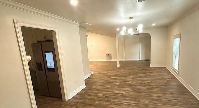 11007 Hillcroft Avenue, Houston, TX 77096