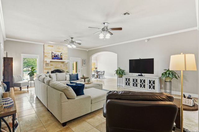 110 Regent Pass, New Braunfels, TX 78132