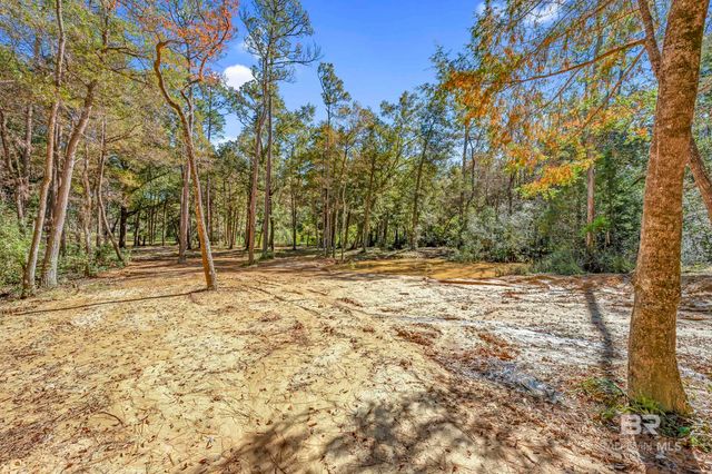 11010 Coleman Lane, Elberta, AL 36530