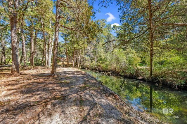 11010 Coleman Lane, Elberta, AL 36530