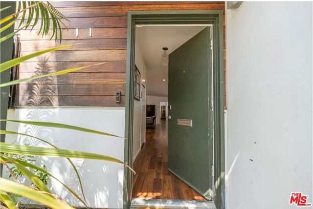 5715 Satsuma Avenue, North Hollywood (los Angeles), CA 91601