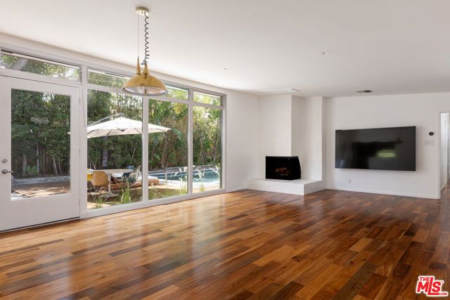 5715 Satsuma Avenue, North Hollywood (los Angeles), CA 91601