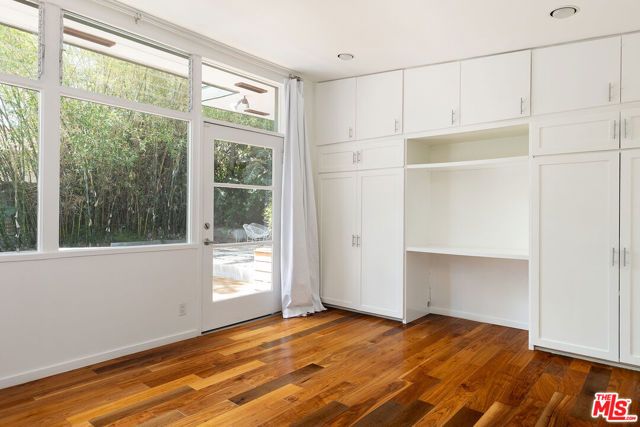 5715 Satsuma Avenue, North Hollywood (los Angeles), CA 91601