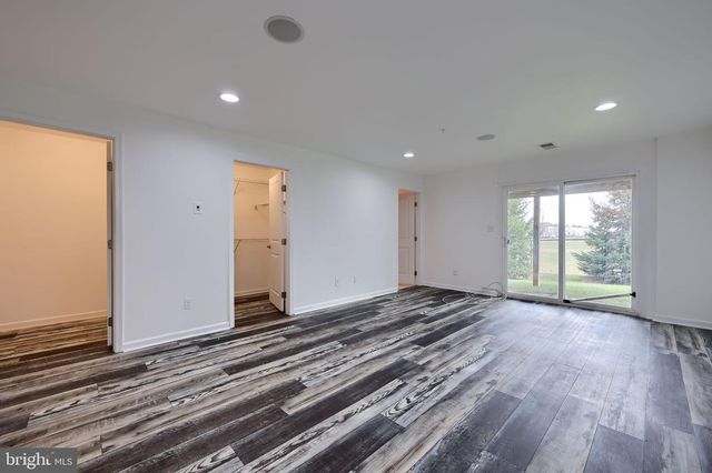 963 BRECHIN LN, York, PA 17403