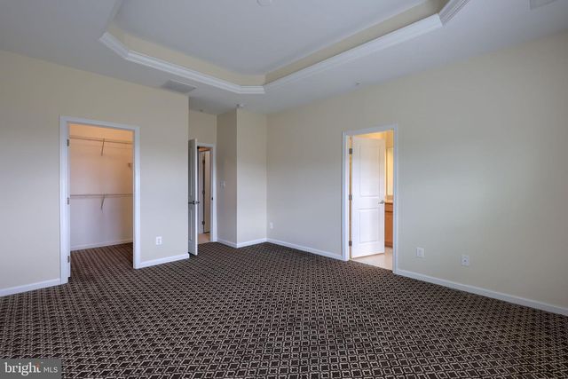 963 BRECHIN LN, York, PA 17403