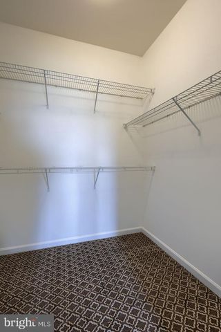 963 BRECHIN LN, York, PA 17403