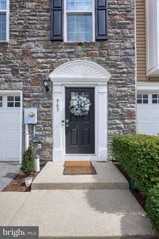 963 BRECHIN LN, York, PA 17403