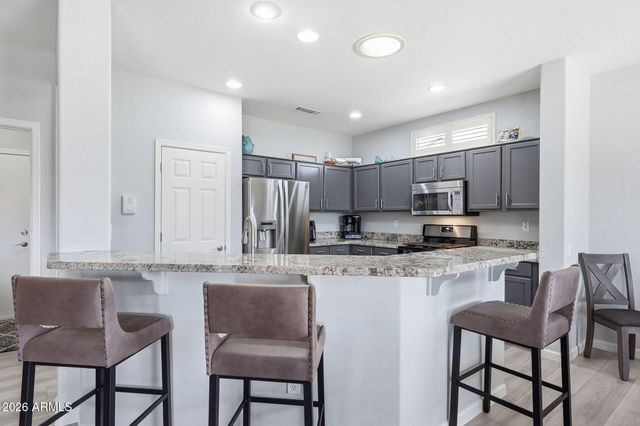 18325 N SHIMMER Lane, Surprise, AZ 85374