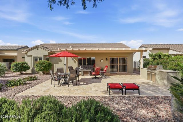 18325 N SHIMMER Lane, Surprise, AZ 85374
