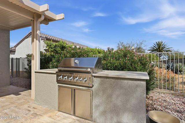 18325 N SHIMMER Lane, Surprise, AZ 85374