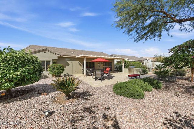 18325 N SHIMMER Lane, Surprise, AZ 85374