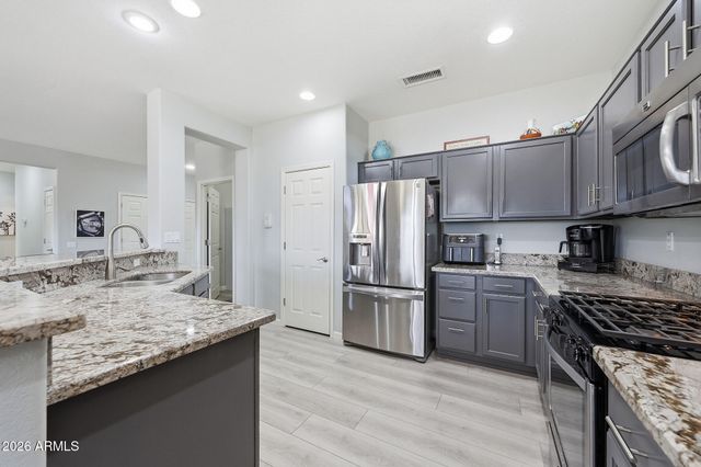 18325 N SHIMMER Lane, Surprise, AZ 85374