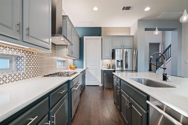 206 Tumbling Stream CV, Lakeway, TX 78734
