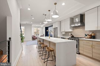 1132 COLUMBIA RD NW #3, Washington, DC 20009