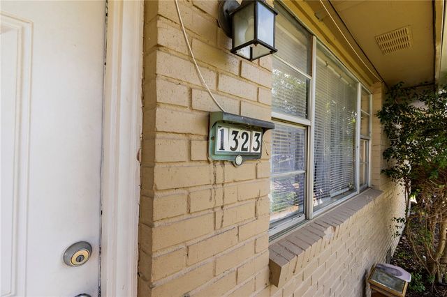 1323, 1325, 1327 Price Lane, Rogers, AR 72758